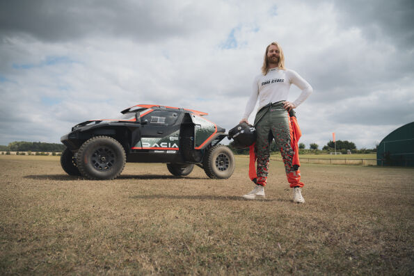 Music meets motorsport: Sam Ryder in the Dacia Sandrider! - Northern ...